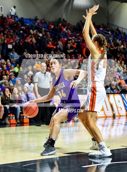 Thumbnail 1 in Batesville vs Berryville (AAA 4A Final) photogallery.