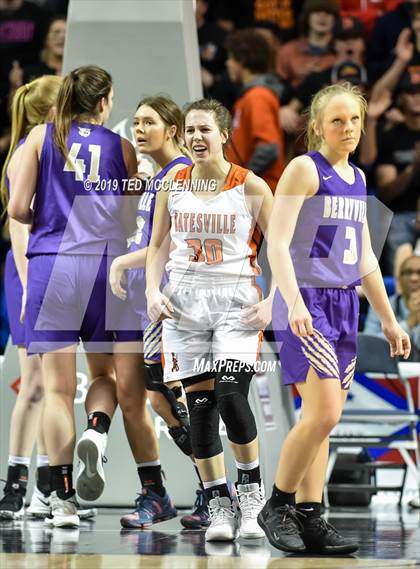 Thumbnail 1 in Batesville vs Berryville (AAA 4A Final) photogallery.