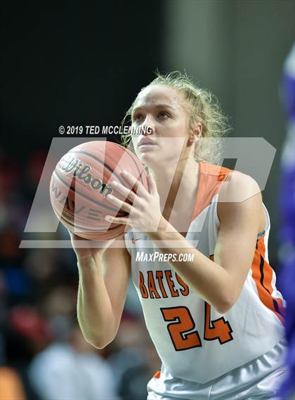 Thumbnail 3 in Batesville vs Berryville (AAA 4A Final) photogallery.