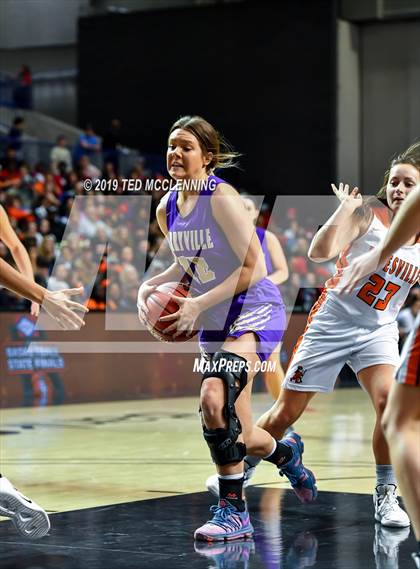 Thumbnail 1 in Batesville vs Berryville (AAA 4A Final) photogallery.