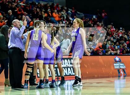 Thumbnail 2 in Batesville vs Berryville (AAA 4A Final) photogallery.