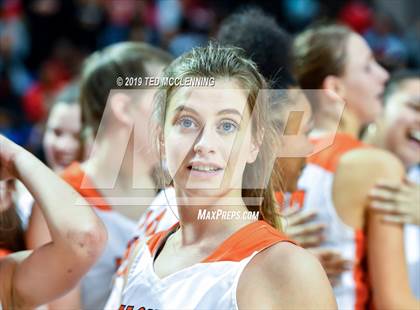 Thumbnail 2 in Batesville vs Berryville (AAA 4A Final) photogallery.
