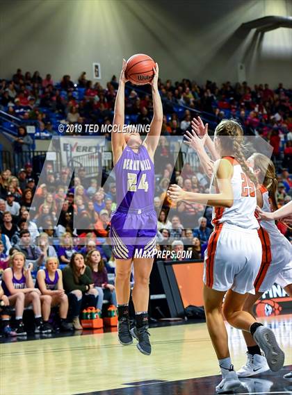 Thumbnail 1 in Batesville vs Berryville (AAA 4A Final) photogallery.