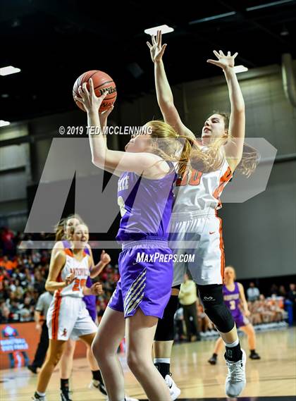 Thumbnail 3 in Batesville vs Berryville (AAA 4A Final) photogallery.