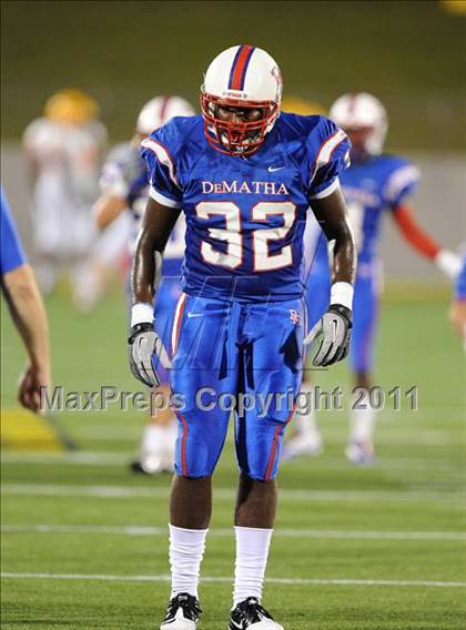 Thumbnail 3 in Calvert Hall vs. DeMatha (Patriot Classic) photogallery.