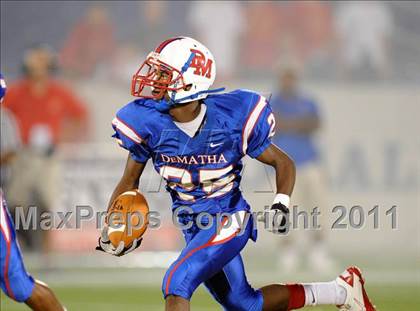 Thumbnail 3 in Calvert Hall vs. DeMatha (Patriot Classic) photogallery.