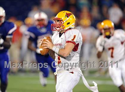 Thumbnail 3 in Calvert Hall vs. DeMatha (Patriot Classic) photogallery.