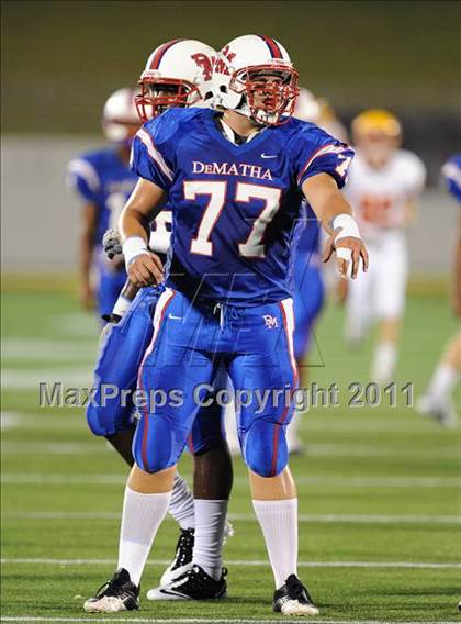 Thumbnail 1 in Calvert Hall vs. DeMatha (Patriot Classic) photogallery.