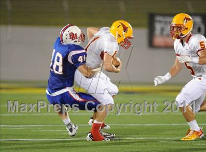 Thumbnail 2 in Calvert Hall vs. DeMatha (Patriot Classic) photogallery.
