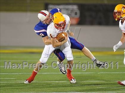 Thumbnail 1 in Calvert Hall vs. DeMatha (Patriot Classic) photogallery.