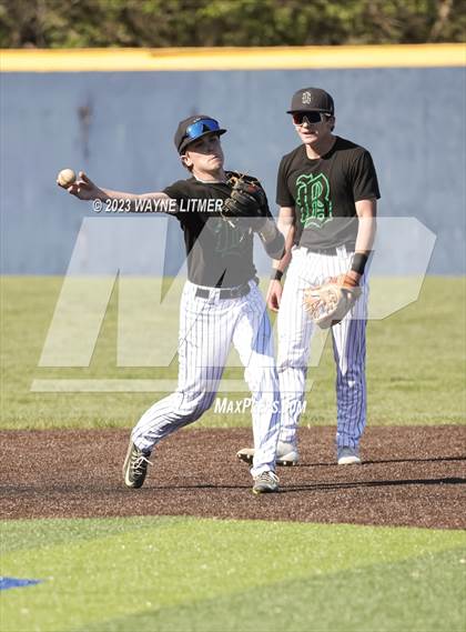 Thumbnail 1 in Badin @ Covington Catholic photogallery.