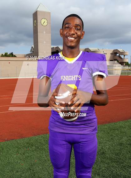 Thumbnail 3 in <B>Lynwood Varsity Football Photo Shoot</B> photogallery.