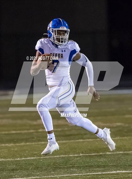 Thumbnail 2 in Serra @ Valley Christian photogallery.