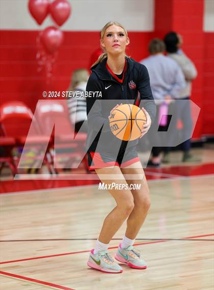 Thumbnail 2 in Castle View @ Regis Jesuit photogallery.
