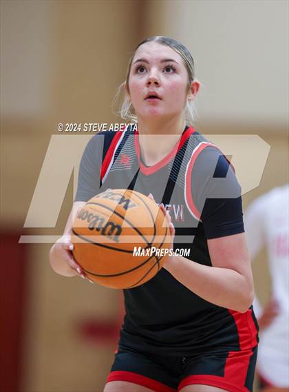 Thumbnail 2 in Castle View @ Regis Jesuit photogallery.