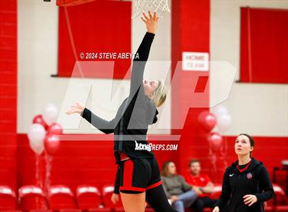 Thumbnail 1 in Castle View @ Regis Jesuit photogallery.