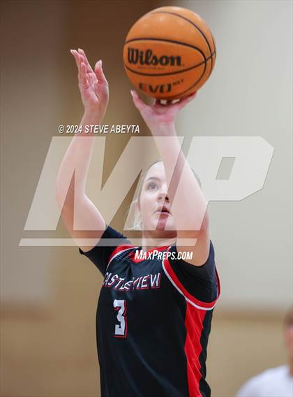 Thumbnail 3 in Castle View @ Regis Jesuit photogallery.