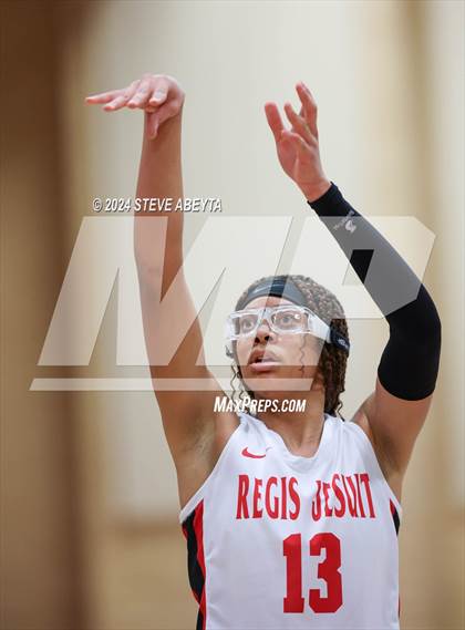 Thumbnail 1 in Castle View @ Regis Jesuit photogallery.