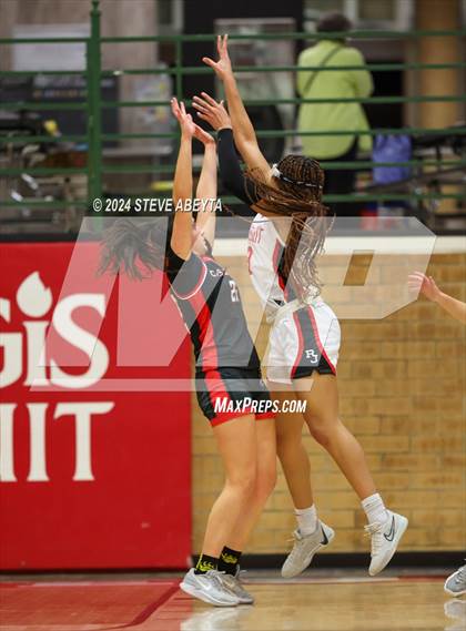 Thumbnail 1 in Castle View @ Regis Jesuit photogallery.