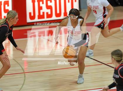 Thumbnail 1 in Castle View @ Regis Jesuit photogallery.
