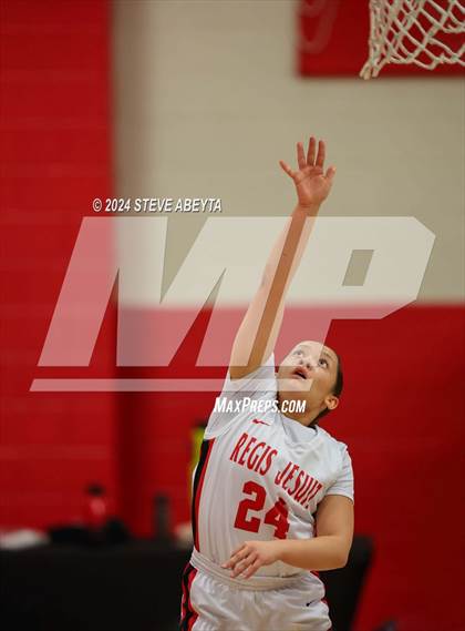 Thumbnail 1 in Castle View @ Regis Jesuit photogallery.