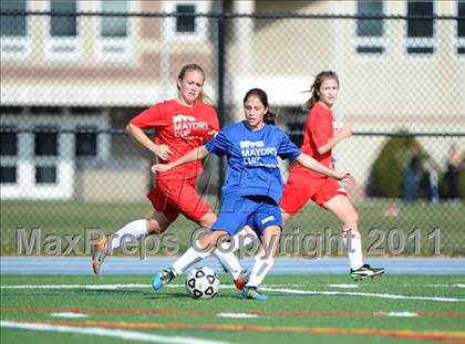 Thumbnail 3 in PSAL vs Independent Schools (NYC Mayor's Cup 2011)  photogallery.