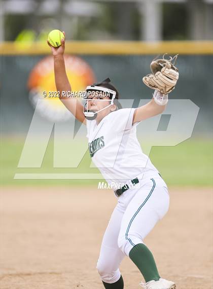 Thumbnail 1 in Dinuba @ Selma photogallery.