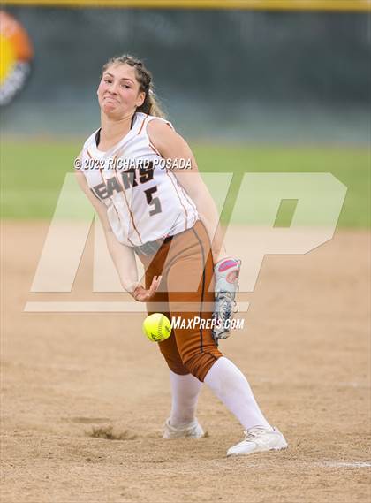 Thumbnail 2 in Dinuba @ Selma photogallery.