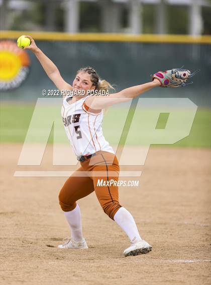 Thumbnail 1 in Dinuba @ Selma photogallery.