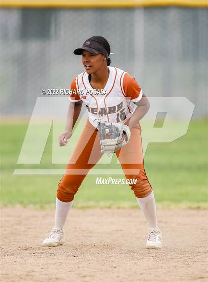 Thumbnail 1 in Dinuba @ Selma photogallery.