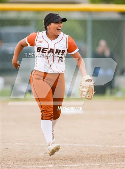 Thumbnail 1 in Dinuba @ Selma photogallery.