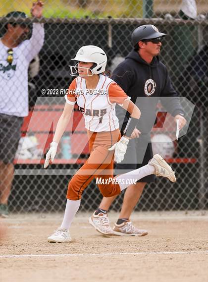 Thumbnail 3 in Dinuba @ Selma photogallery.