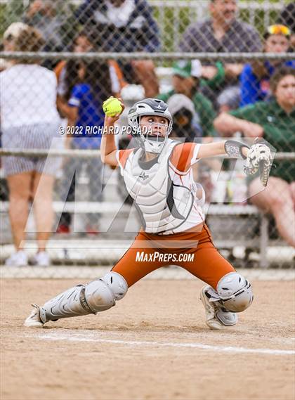 Thumbnail 3 in Dinuba @ Selma photogallery.