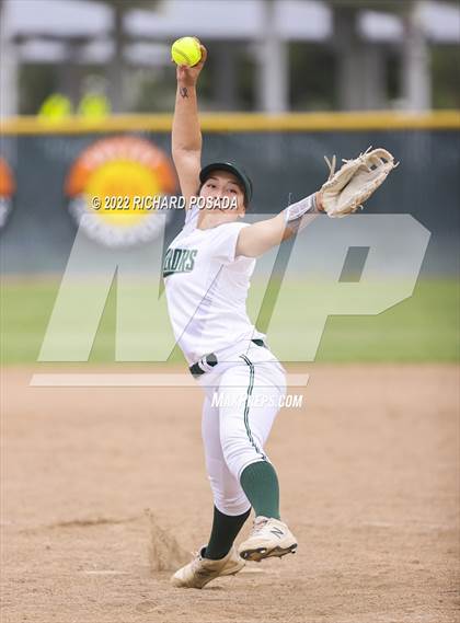 Thumbnail 1 in Dinuba @ Selma photogallery.