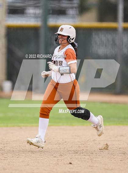 Thumbnail 2 in Dinuba @ Selma photogallery.