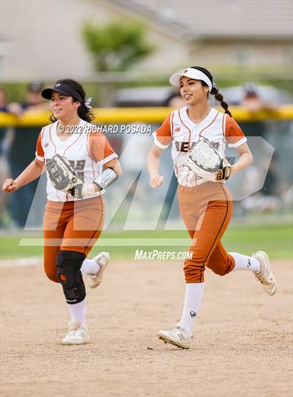 Thumbnail 3 in Dinuba @ Selma photogallery.