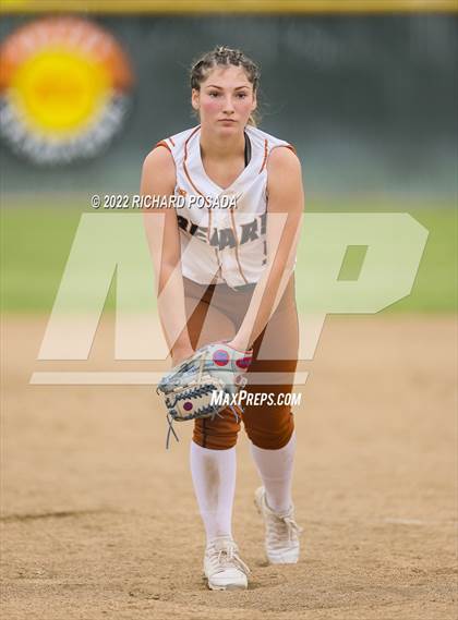 Thumbnail 1 in Dinuba @ Selma photogallery.