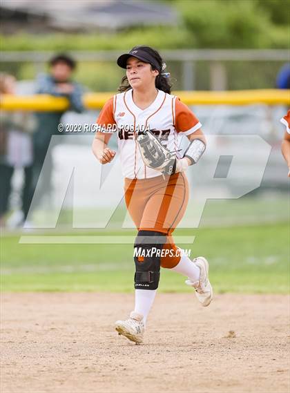 Thumbnail 2 in Dinuba @ Selma photogallery.