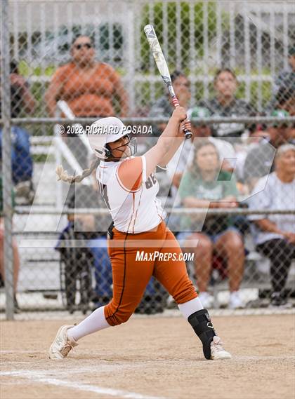 Thumbnail 3 in Dinuba @ Selma photogallery.