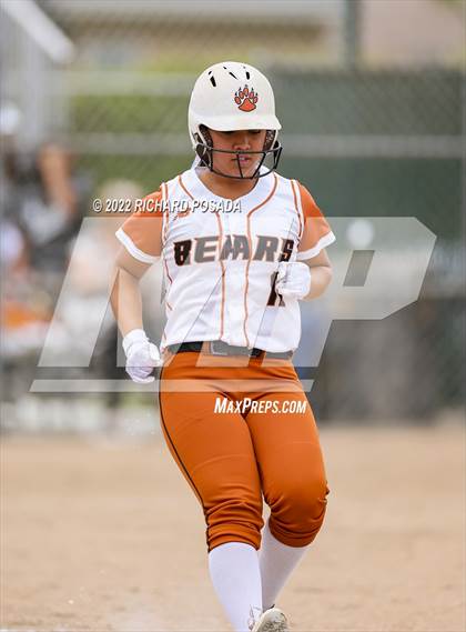 Thumbnail 3 in Dinuba @ Selma photogallery.
