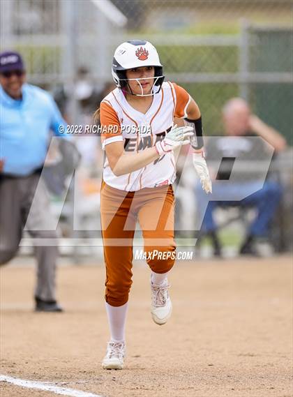 Thumbnail 2 in Dinuba @ Selma photogallery.