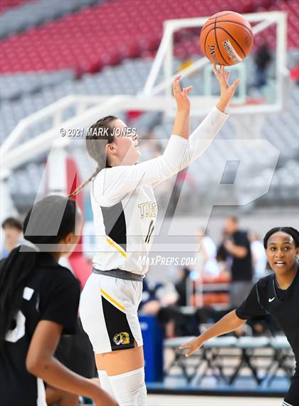 Thumbnail 2 in Gilbert vs. Verrado - Section 7 Basketball Tournament photogallery.