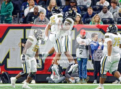 Thumbnail 2 in Buford vs. Carrollton (GHSA 6A Championship) photogallery.