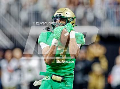 Thumbnail 2 in Buford vs. Carrollton (GHSA 6A Championship) photogallery.