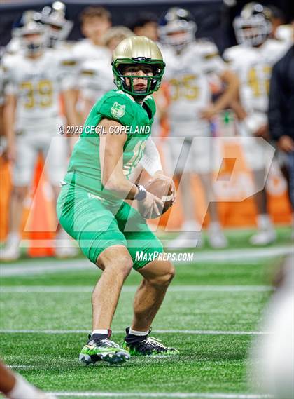 Thumbnail 2 in Buford vs. Carrollton (GHSA 6A Championship) photogallery.