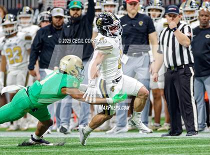 Thumbnail 2 in Buford vs. Carrollton (GHSA 6A Championship) photogallery.