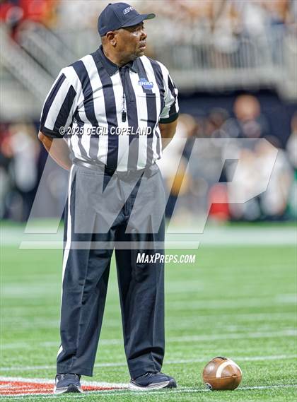 Thumbnail 1 in Buford vs. Carrollton (GHSA 6A Championship) photogallery.