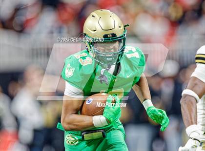 Thumbnail 2 in Buford vs. Carrollton (GHSA 6A Championship) photogallery.