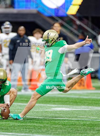 Thumbnail 2 in Buford vs. Carrollton (GHSA 6A Championship) photogallery.