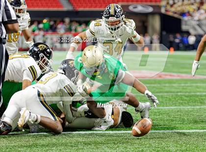 Thumbnail 3 in Buford vs. Carrollton (GHSA 6A Championship) photogallery.
